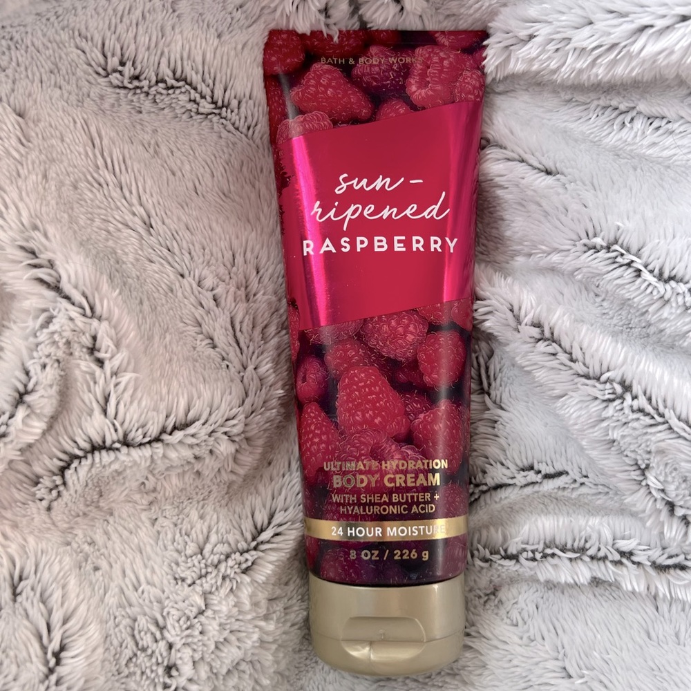 Bath & Body Works Sun-Ripened Raspberry Body Cream